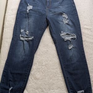 !it Jeans Distressed Boyfriend Jeans in Dark Blue
